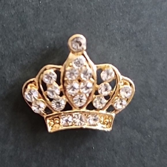 Gold Tone Rhinestone Crown Brooch - Picture 1 of 8